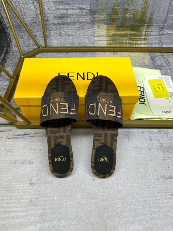 FENDI Sandal Size 9 It's The Same as The Image