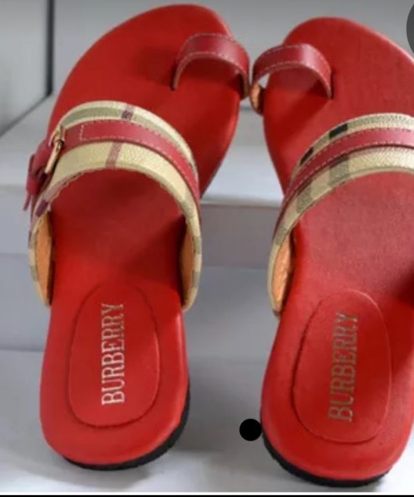 BURBERRY Sandal