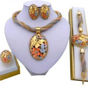 Necklace Set That Come With Earrings,Wing, And Bracelet